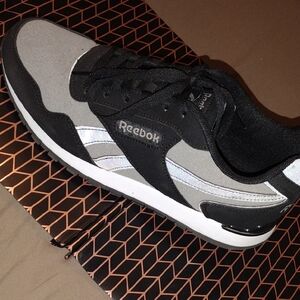 Reebok Men's Black and Gray Sneakers